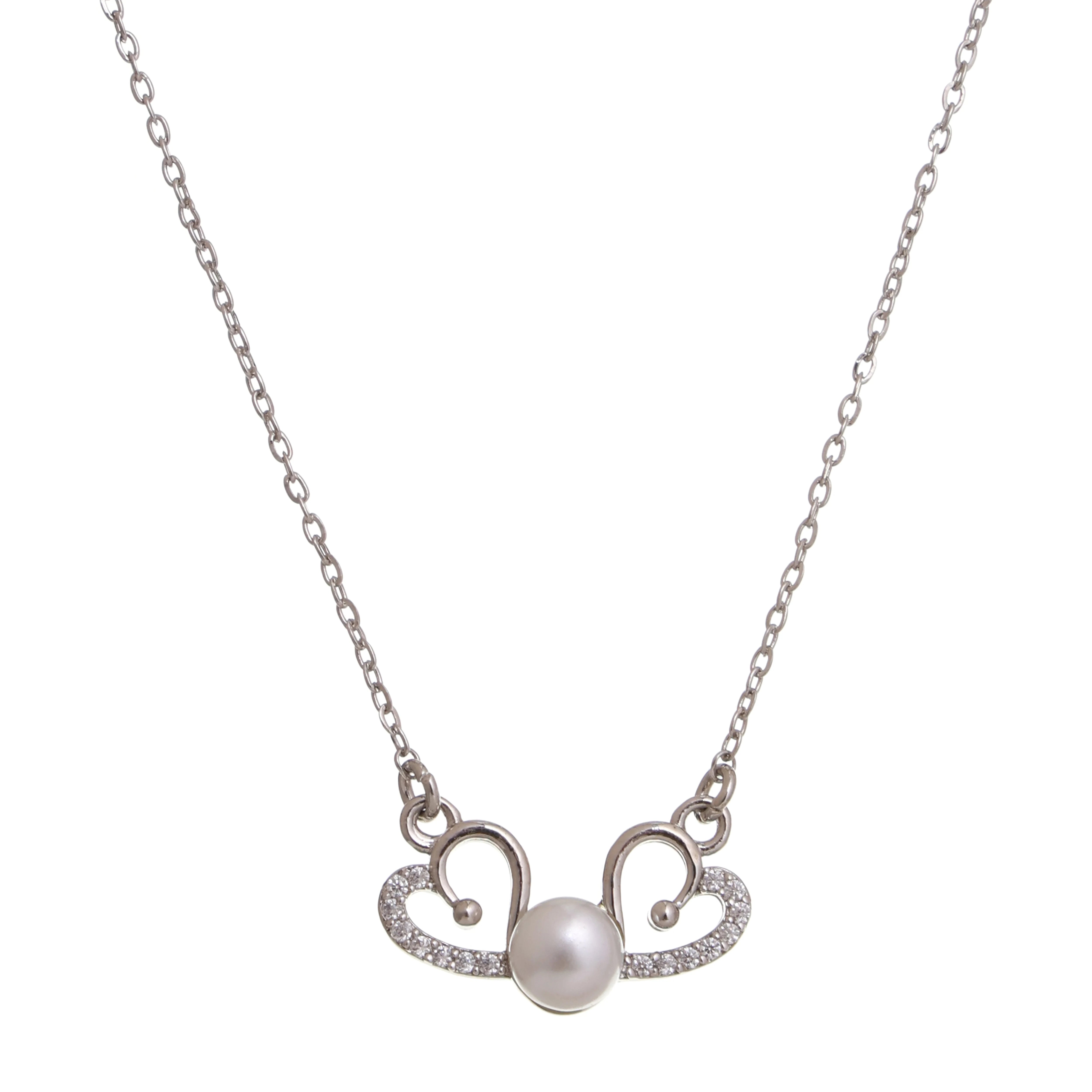 Pearl Heart – Silver Necklace with Classic Pearl Accent
