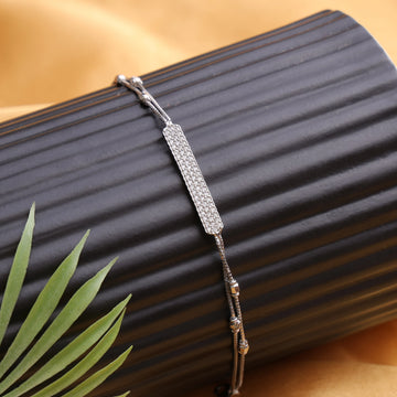 Twinkle Bar – Sleek Crystal Bar Bracelet